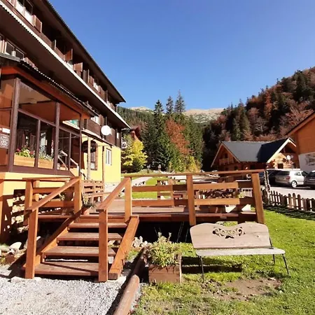 Trangoska Konukevi